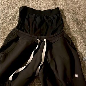 Figs maternity scrub pants. Xxs